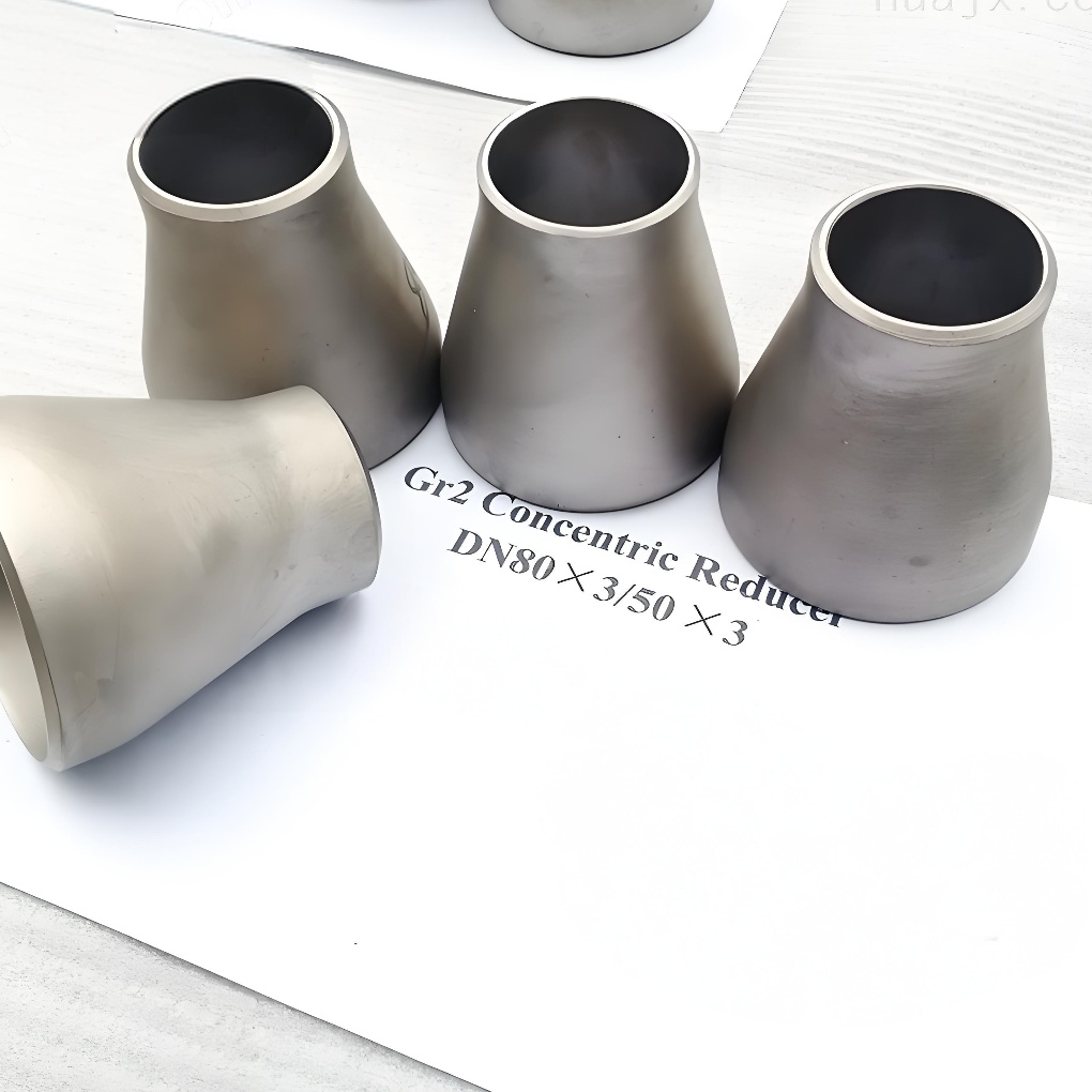 Titanium pipe fittings